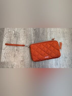 NWOT Vera Bradley Quilted Wristlet with Removable Strap